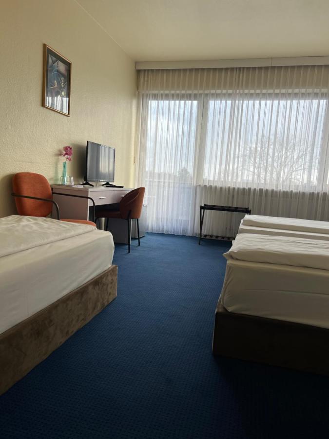 קלן Hotel Am Flughafen מראה חיצוני תמונה